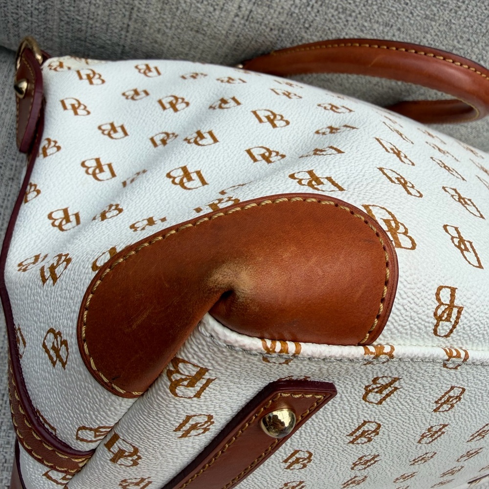 Dooney & Bourke White and Brown Large Satchel Leather Monogrammed Papers - Picture 11 of 12